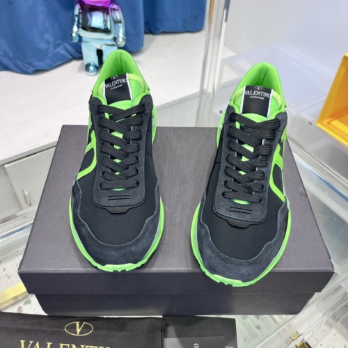 Men 𝑉*𝐴𝐿𝐸𝑁𝑇𝐼𝑁𝑂 Top Sneakers