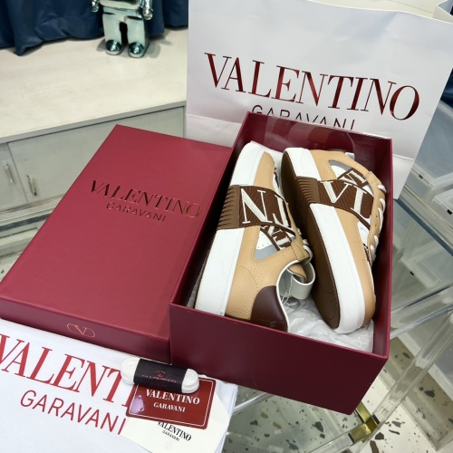 Men Women 𝑉*𝐴𝐿𝐸𝑁𝑇𝐼𝑁𝑂 Top Sneakers