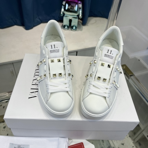 Women 𝑉*𝐴𝐿𝐸𝑁𝑇𝐼𝑁𝑂 Top Sneakers