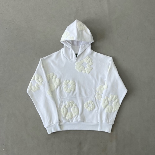 D*enim T*ears Top Quality Clothes