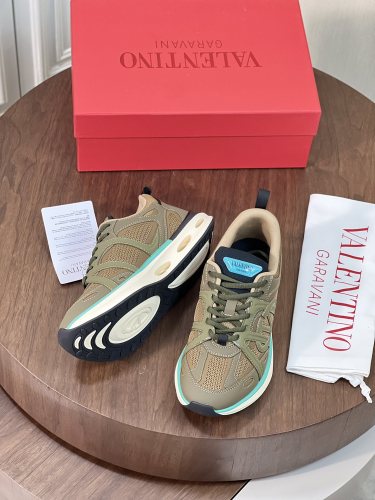 Men 𝑉*𝐴𝐿𝐸𝑁𝑇𝐼𝑁𝑂 Top Quality Sneakers