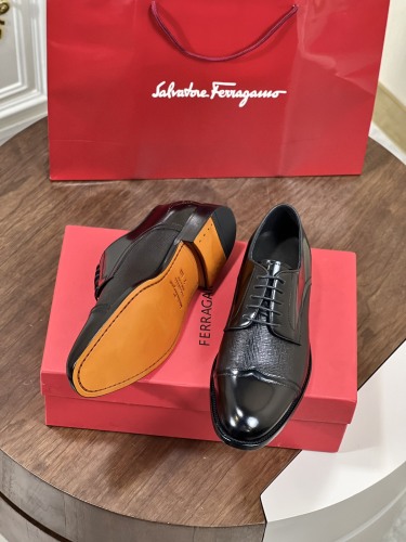 Men F*erragamo Top Quality Sneakers