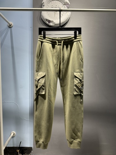 P*rada Top Quality Clothes
