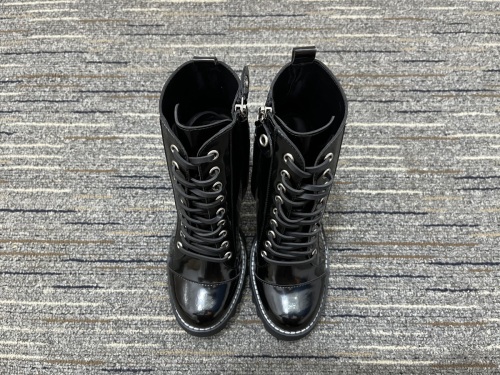 Women L*ouis V*uitton Top Sneakers