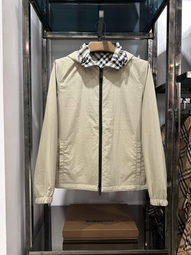 B*urberry Top Quality Clothes