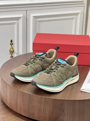 Men 𝑉*𝐴𝐿𝐸𝑁𝑇𝐼𝑁𝑂 Top Quality Sneakers