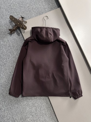 P*rada Top Quality Clothes