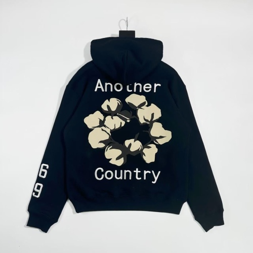 D*enim T*ears Top Quality Clothes