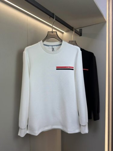 P*rada Top Quality Clothes