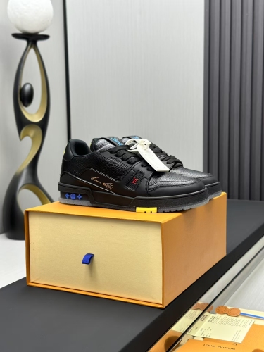 Men L*ouis V*uitton Top Sneakers