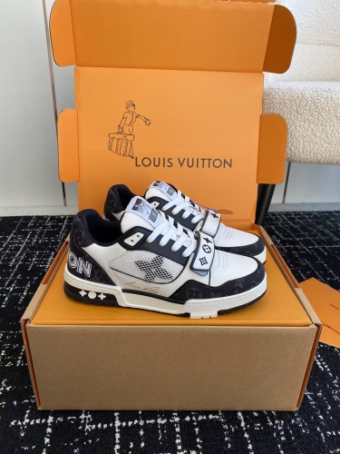 Men L*ouis V*uitton Top Sneakers