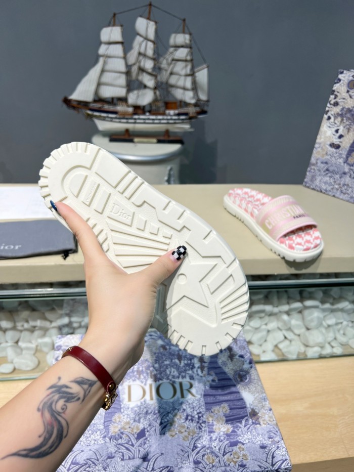Dior Women Shoes Slippers DWAY SLIDE Luxury Brand DWAY SLIDE Peony Pink Embroidered Cotton with Micro Houndstooth Motif with Original Box KCQ550PPE_S55P