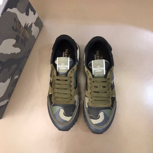 Valentino Men Shoes Fashion Design Luxury Brand ROCKRUNNER CAMOUFLAGE LAMINATED STUDDED SNEAKER with Original Box