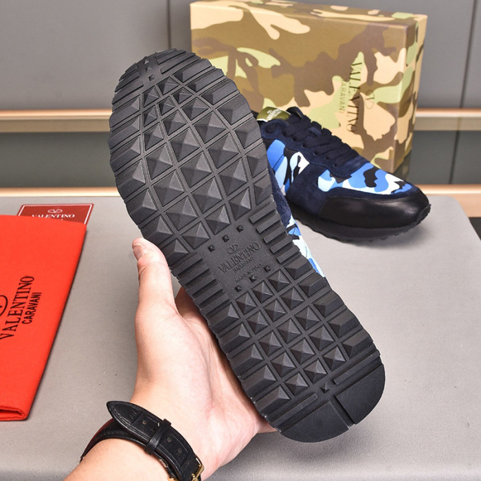 Valentino Men Shoes Fashion Design Luxury Brand ROCKRUNNER CAMOUFLAGE LAMINATED STUDDED SNEAKER with Original Box