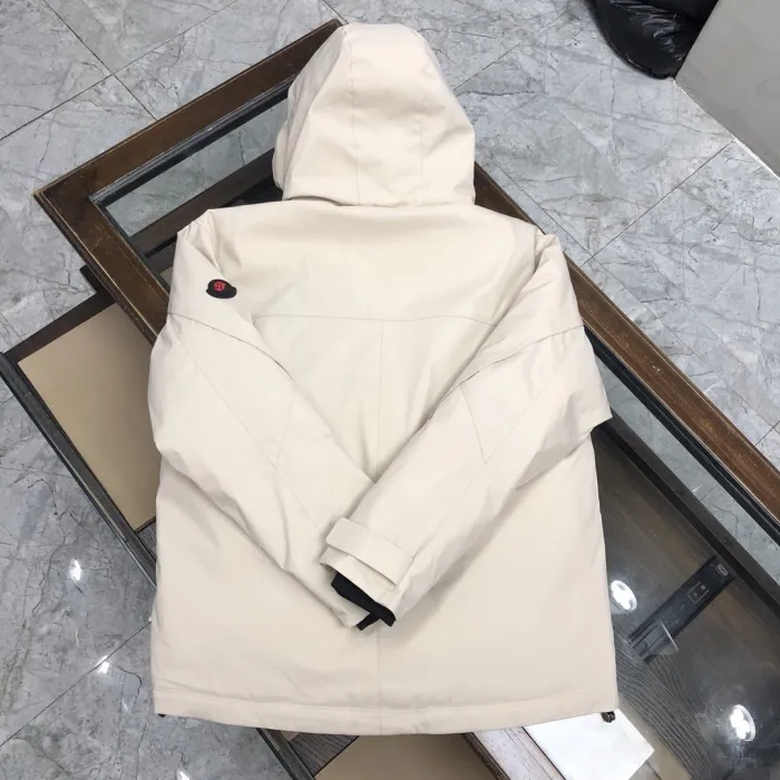 Moncler Design Mens Womens Winter Windprood Down Jackets Keep Warm 90% White Duck Down