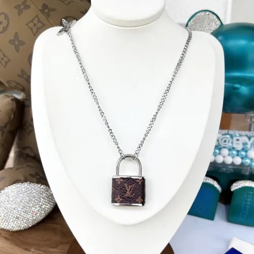Louis Vuitton Luxury Men Womens Necklace XP574