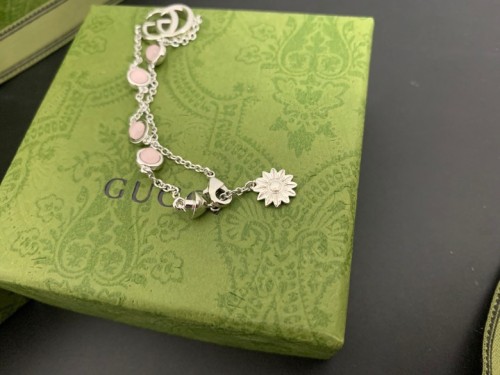 Gucci Luxury Womens Bracelet