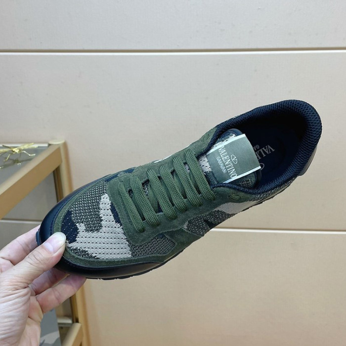 Valentino Men Shoes Fashion Design Luxury Brand ROCKRUNNER CAMOUFLAGE LAMINATED STUDDED SNEAKER with Original Box