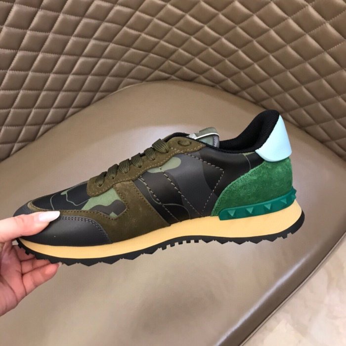 Valentino Men Shoes Fashion Design Luxury Brand ROCKRUNNER CAMOUFLAGE LAMINATED STUDDED SNEAKER with Original Box