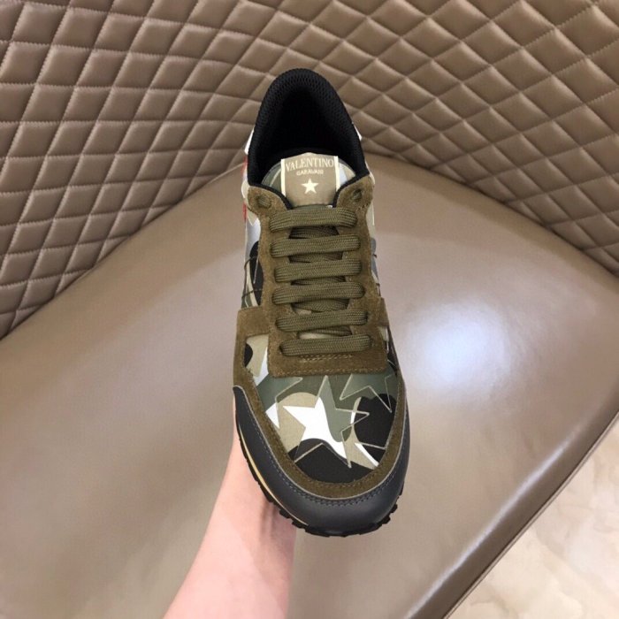 Valentino Men Shoes Fashion Design Luxury Brand ROCKRUNNER CAMOUFLAGE LAMINATED STUDDED SNEAKER with Original Box