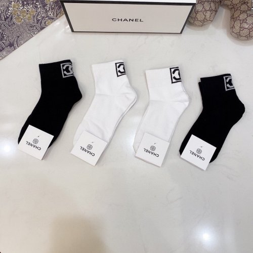 Chanel Socks 4 Pairs with Original Box Luxury Brand Breathable Chanel Sock