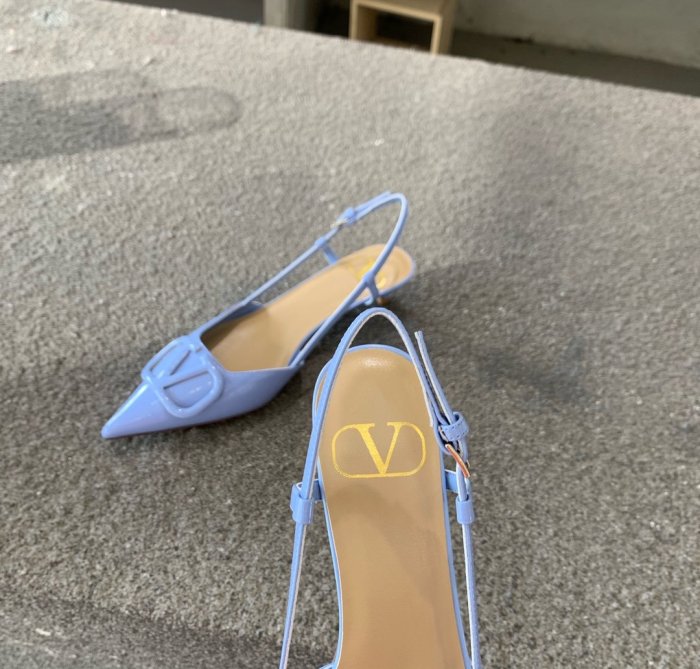 Valentino Women Shoes Mule Flip Flop Sandals VLOGO SIGNATURE CALFSKIN SLINGBACK PUMP 35MM with Original Box