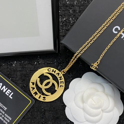 Chanel Luxury Womens Necklace N3078
