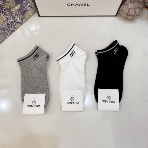 Chanel Socks 3 Pairs with Original Box Luxury Brand Breathable Chanel Sock