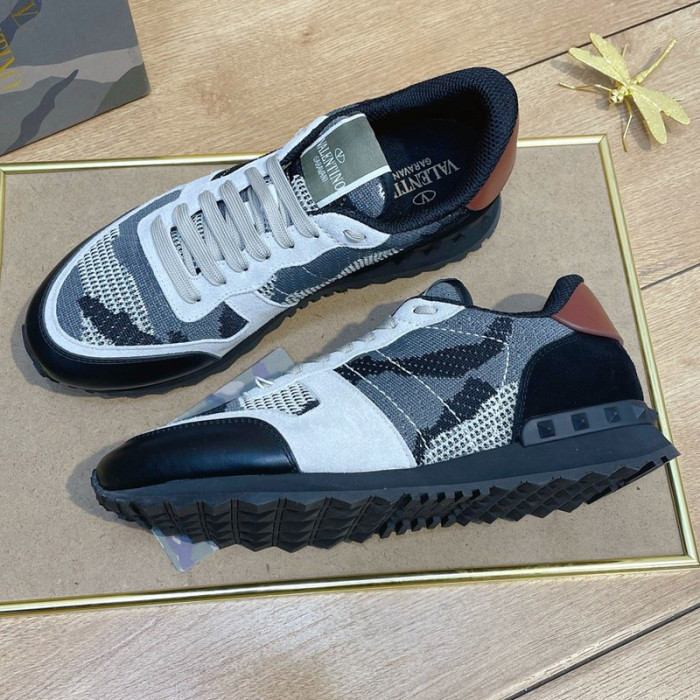 Valentino Men Shoes Fashion Design Luxury Brand ROCKRUNNER CAMOUFLAGE LAMINATED STUDDED SNEAKER with Original Box