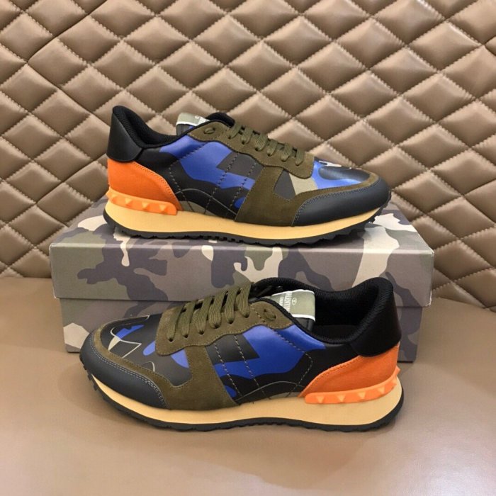 Valentino Men Shoes Fashion Design Luxury Brand ROCKRUNNER CAMOUFLAGE LAMINATED STUDDED SNEAKER with Original Box