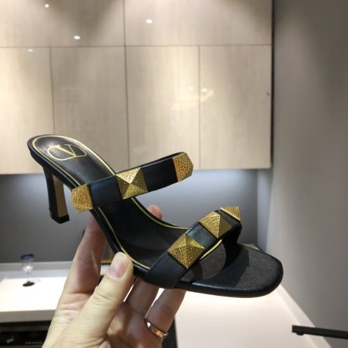 Valentino Womens Shoes ROMAN STUD SLIDE SANDAL 6.5cm