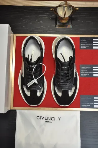Givenchy Men Shoes Fashion Type Luxury Brand GIVENCHY SNEAKERS IN LEATHER WITH LATEX BAND with Original Box
