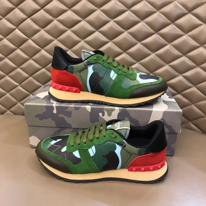 Valentino Men Shoes Fashion Design Luxury Brand ROCKRUNNER CAMOUFLAGE LAMINATED STUDDED SNEAKER with Original Box