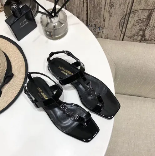 Saint Laurent YSL Womens Shoes CASSANDRA FLAT SANDALS IN PATENT LEATHER WITH SILVER-TONE MONOGRAM