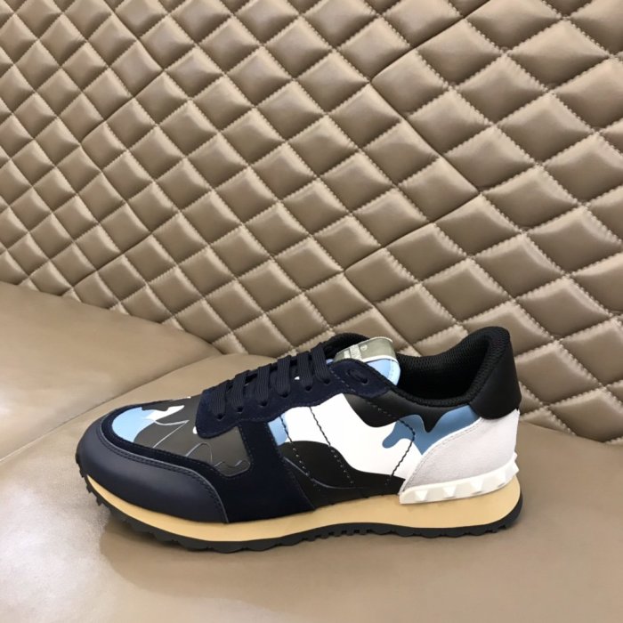 Valentino Men Shoes Fashion Design Luxury Brand ROCKRUNNER CAMOUFLAGE LAMINATED STUDDED SNEAKER with Original Box