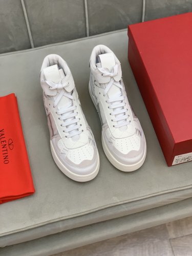 Valentino Men Shoes Fashion Design Luxury Brand Gumboy Sneakers Boots with Original Box