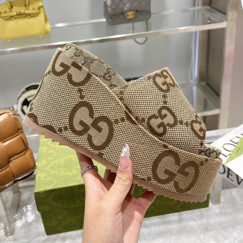 Gucci Womens Shoes Sandals Slides Slippers Luxury Brand Thick Sole Design Women's GG canvas slide sandal with Original Box 624695 H6320 9763