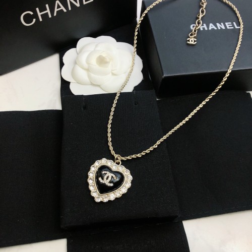 Chanel Luxury Womens Necklace