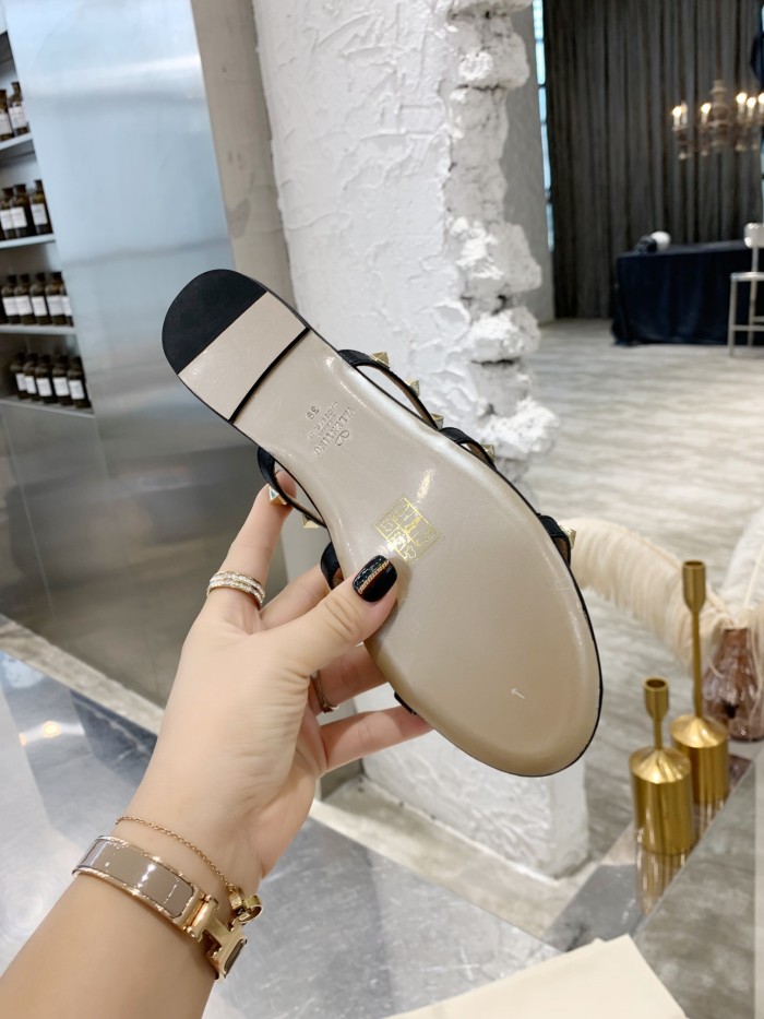 Valentino Women Shoes Mule Flip Flop Sandals ROMAN STUD SLIDE SANDAL IN QUILTED NAPPA with Original Box Luxury Brand