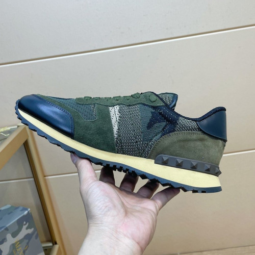 Valentino Men Shoes Fashion Design Luxury Brand ROCKRUNNER CAMOUFLAGE LAMINATED STUDDED SNEAKER with Original Box