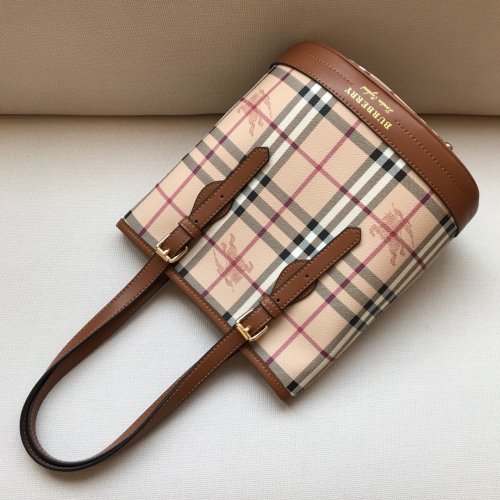 Burberry Womens Bag Bucket Bag