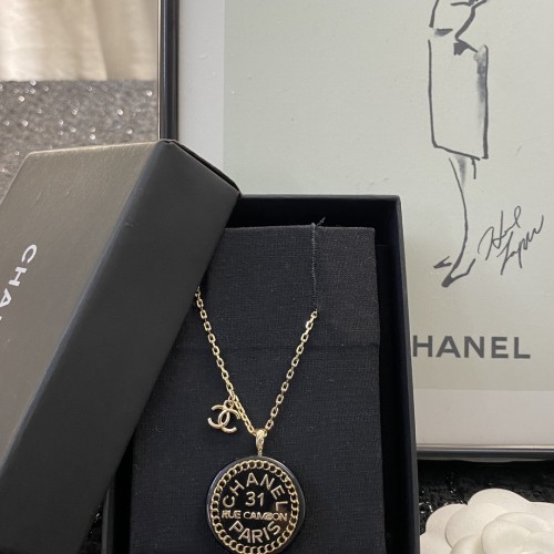 Chanel Luxury Womens Necklace N522