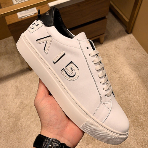 Givenchy Men Shoes Fashion Type Luxury Brand GIVENCHY SNEAKERS IN LEATHER WITH LATEX BAND with Original Box