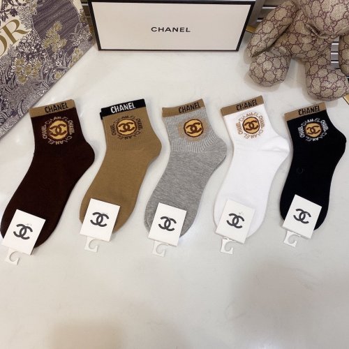 Chanel Socks 5 Pairs with Original Box Luxury Brand Breathable Chanel Sock