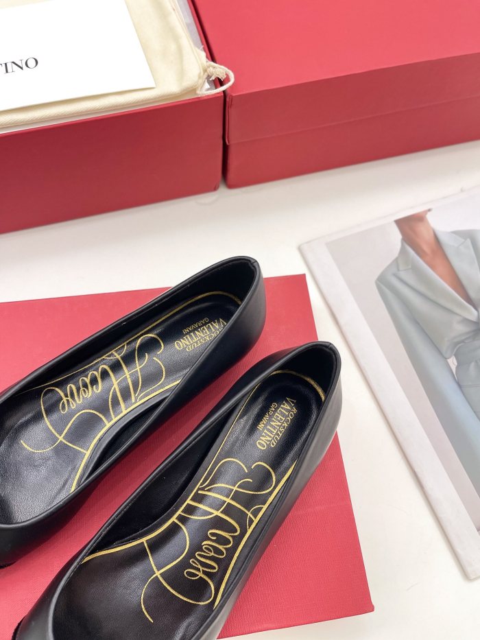 Valentino Womens Shoes ROCKSTUD SLINGBACK PUMP WITH SCULPTED HEEL IN KIDSKIN with Original Box
