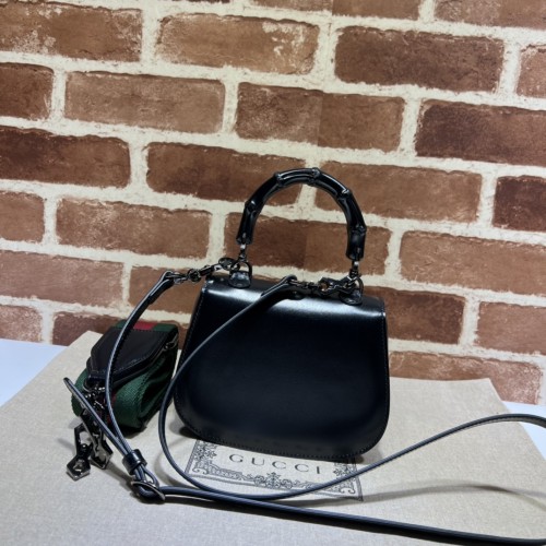 Gucci Womens Bags Handbags Shoulder Messenger Bags Luxury Brand Gucci Bamboo 1947 jumbo GG mini bag 686864 10ODP 1060 with Original Box
