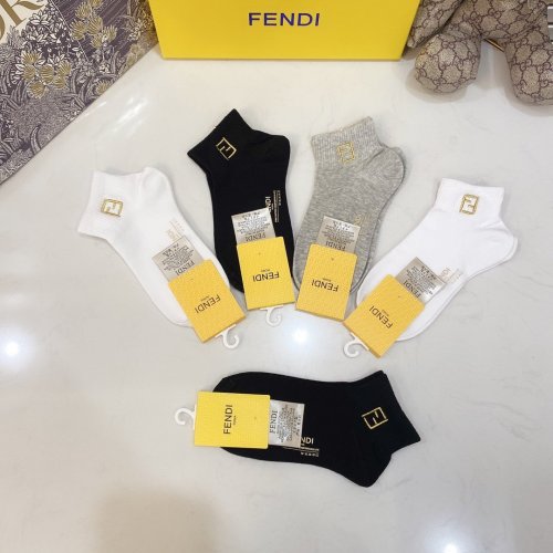 Fendi Socks 5 Pairs with Original Box Luxury Brand Breathable Fendi Sock