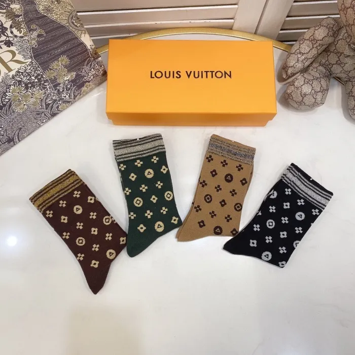 Louis Vuitton Socks 4 Pairs with Original Box Luxury Brand Breathable LV Sock