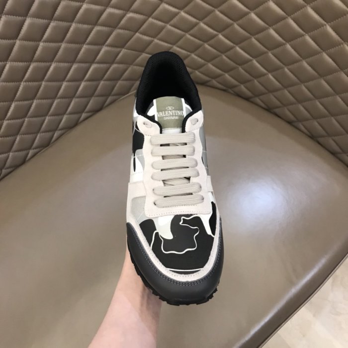 Valentino Men Shoes Fashion Design Luxury Brand ROCKRUNNER CAMOUFLAGE LAMINATED STUDDED SNEAKER with Original Box