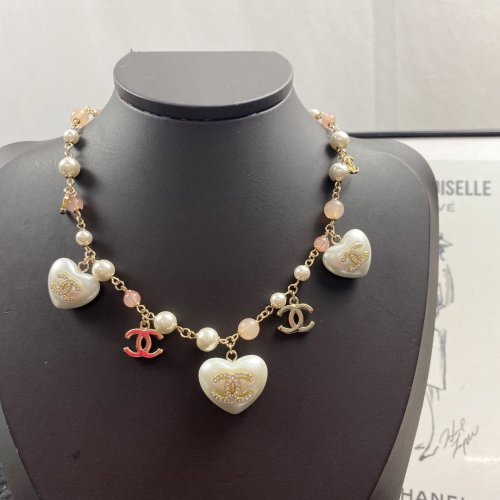 Chanel Luxury Womens Necklace N401